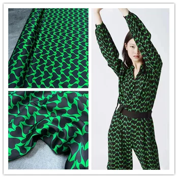 2022 Темно-зеленый низ Сердце Узор Стрейч Шелковая ткань Классическая мода Ткань Рубашка Платье Шитье Ручной работы Div Alibaba Express