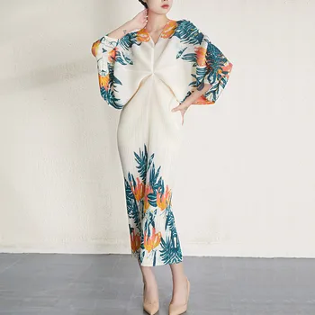 Платье Летучая мышь с рукавами для женщин 45-75 кг 2023 Весна и лето Новая мода с принтом Свободный стрейч Miyake плиссированный элегантный