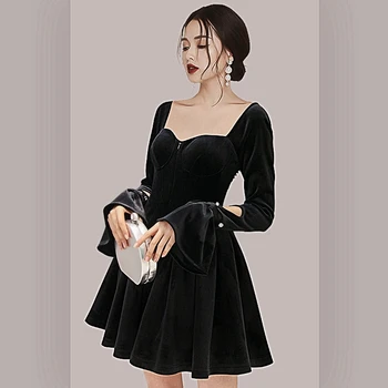 Женское черное весеннее платье 2023 года Новые дамы с расклешенными рукавами Винтажный дизайн Элегантный темперамент Вечернее платье
